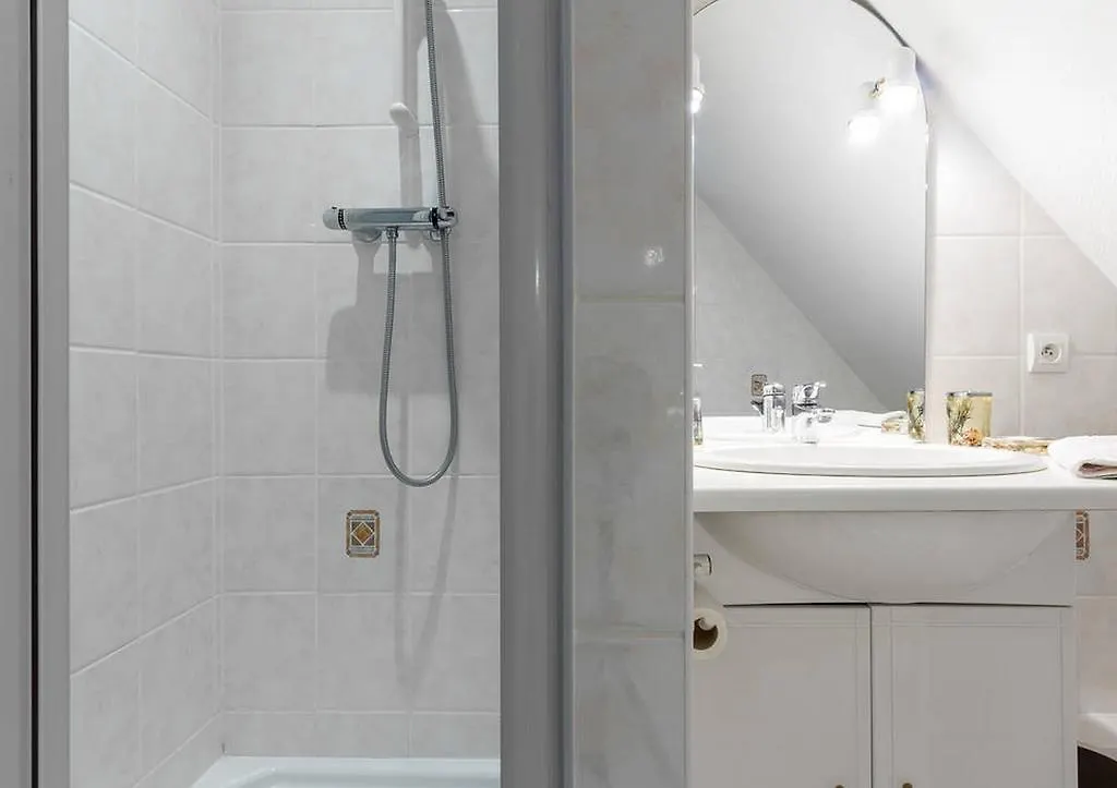 Le Clos De Kerhouil Saint Anne-dʼAuray Bed & Breakfast